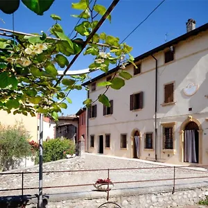 New Corte Olfino , Monzambano Italia